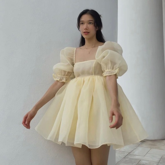 NEW Selkie The Baby Banana Puff Organza Mini Dress Sz XS - Picture 4 of 16